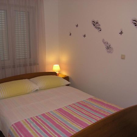 Apartments Biljana For Relaxing Holidays In Baska Εξωτερικό φωτογραφία
