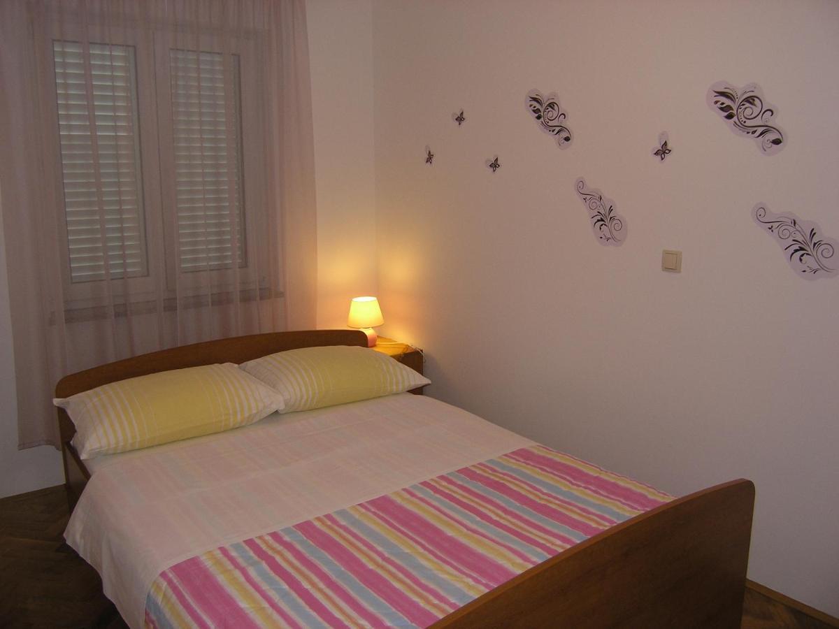 Apartments Biljana For Relaxing Holidays In Baska Εξωτερικό φωτογραφία