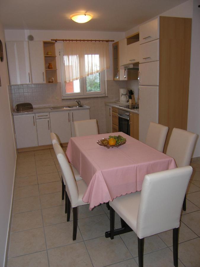 Apartments Biljana For Relaxing Holidays In Baska Εξωτερικό φωτογραφία